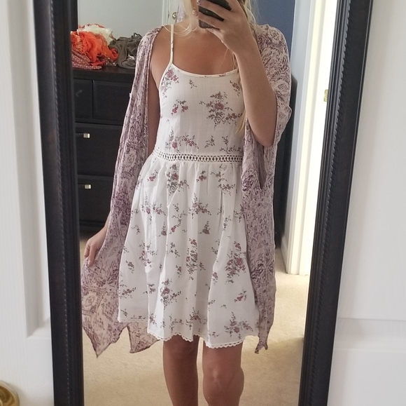 LN Sadie & Sage floral dress - Picture 4 of 8